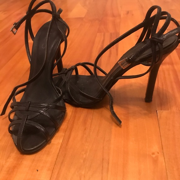 Aldo Black Strappy Samdals 7 - Picture 2 of 3
